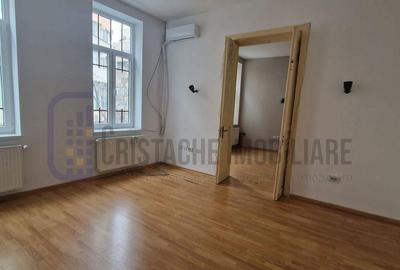 Spatiu comercial in vila, etj. 1 + mansarda, 220 mp, Piata Amzei - 8