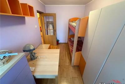 Apartament cu 3 camere decomandat în Central - 1