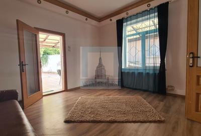 Casa, 4 camere, singur in curte - zona Schei - 10