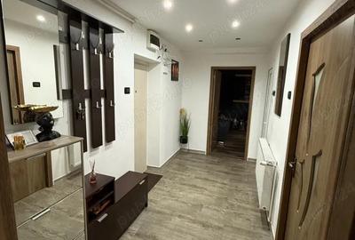 Apartament cu 2 camere decomandat în Coman - 1