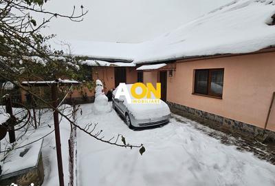 Casă cu 3 camere cu Canalizare în Cetate