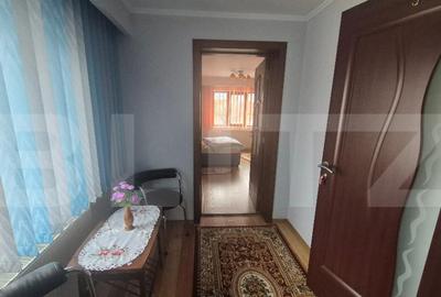 Pensiune turistica + casa de locuit, 315 mp, teren 761 mp, z - 6