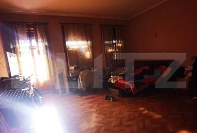 Apartament cu 4 camere semidecomandat în Traian - 9