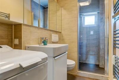 Aviatiei, Crystal Palace, Etaj 1/4, Mall Promenada, Metrou Aurel Vlaicu - 10