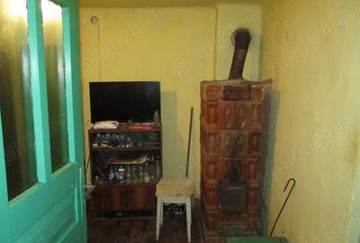 Casă cu Teren 950 Mp în Central - 2