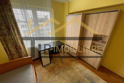 Apartament cu 2 camere decomandat în Cornișa - 4