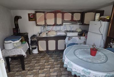 Casă cu 4 camere cu Teren 614 Mp în Ștefănești - 3