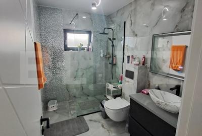 Casa parter cu priveliste spre munte,singur in curte - 14