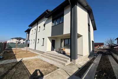 Duplex cu 4 camere, finisaje la alegere. Comision 0