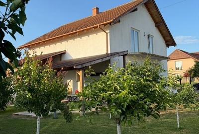 Casă cu 4 camere în Central - 7