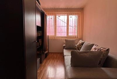 Apartament cu 3 camere decomandat, mobilat în Titan - 8