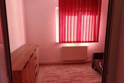 Apartament cu 3 camere decomandat în Exterior Vest - 1