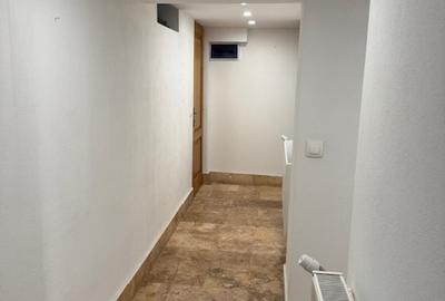 Apartament cu 4 camere decomandat în Cișmigiu