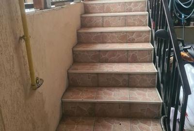 Casă cu 4 camere cu Teren 180 Mp în Central - 2