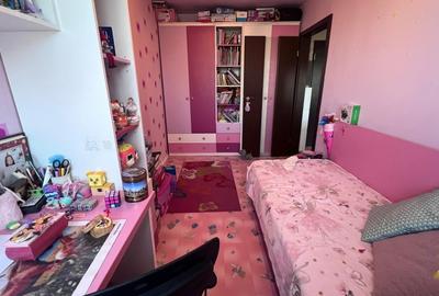 Apartament cu 4 camere de vanzare in zona Splaiul Crisanei - Oradea - 14