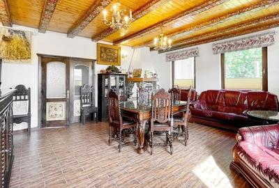 Casă individuală cu 11 camere în Poiana Mărului