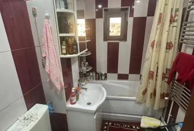 Apartament cu 4 camere decomandat, mobilat în Poarta 6 - 3