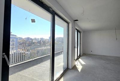 Apartament cu 4 camere decomandat în Dacia - 13