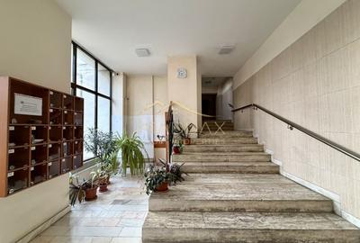 Apartament cu 4 camere semidecomandat, mobilat în P-ța Unirii - 45