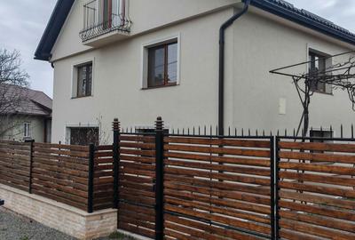 Casă cu 3 camere în Central - 2