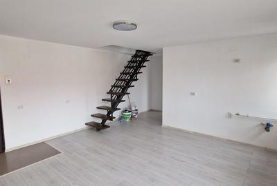 Apartament cu 4 camere în Central - 12
