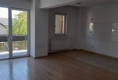 Apartament cu 2 camere semidecomandat în Bună Ziua - 1