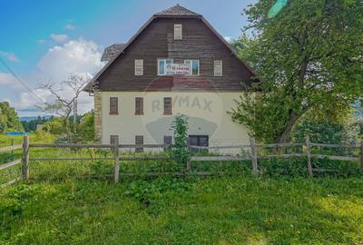Casa / Vila de vanzare Fundata- Romania - 42