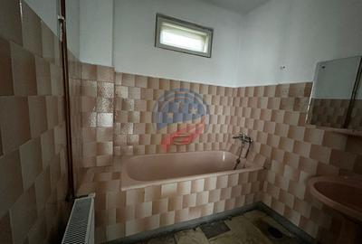 Casă individuală cu 8 camere cu Teren 117 Mp în Ultracentral - 9