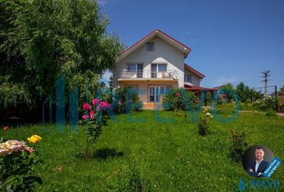 Casa de vanzare 200 mp in Letea Veche - 1