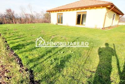 Casă individuală cu 4 camere cu Canalizare în Sângeorgiu de Mureș - 13