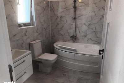 Casă cu 4 camere în Bâcu