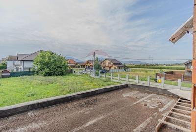 Comision 0% - Casa la rosu cu teren de 1000mp - Harman - 10