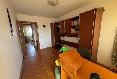 Apartament cu 3 camere semidecomandat, mobilat în Drumul Taberei - 5