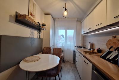 Apartament cu 2 camere decomandat, mobilat în Florești - 1