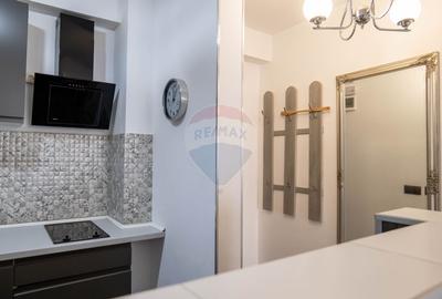 Vanzare apartament 3 camere, complet mobilat, zona Damaroaia - 16