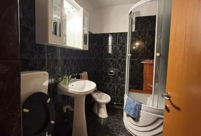 Ap. 3 cam decomandat, etajul 1, centrala termica, bloc 1986 - 3