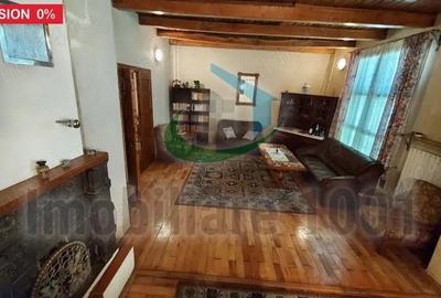 Cotirea, casa 6 camere, suprafata utila 264 mp, teren 1658 mp, comision 0 - 4
