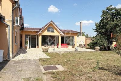 Casă cu 2 camere cu Teren 1200 Mp în Sânmartin - 2