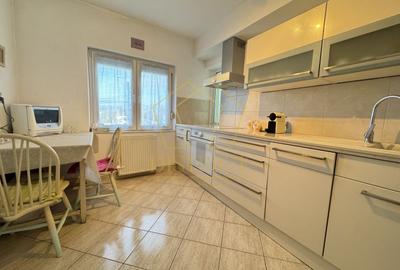 Apartament cu 4 camere decomandat, mobilat în Spitalul Județean - 15