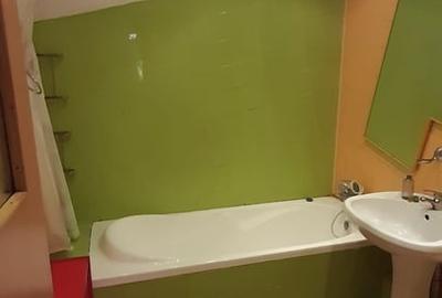 Apartament semidecomandat în P-ța Muncii