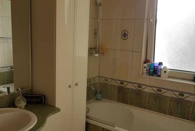 Apartament cu 3 camere decomandat în Central - 4