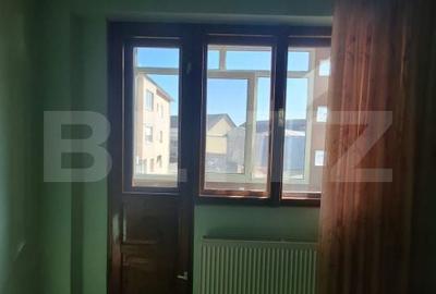 Apartament cu 3 camere semidecomandat în Central - 5