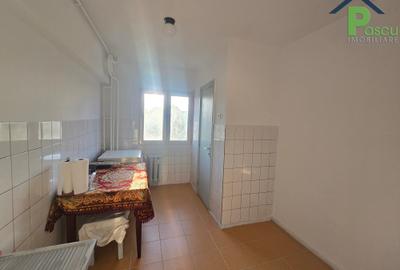 Apartament 4 camere Brancoveanu, str. Vatra Dornei, decomandat, 87 mpu, etaj 5 - 11