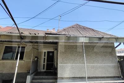 Casa renovabila 3 camere Cristesti