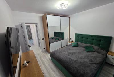 Apartament cu 3 camere semidecomandat, mobilat în Titan - 18