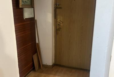 Apartament cu 3 camere decomandat în Giurgiului - 4