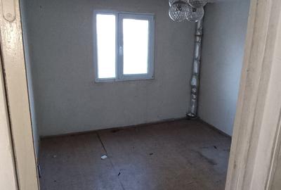Apartament cu 2 camere semidecomandat în Narcisa - 8