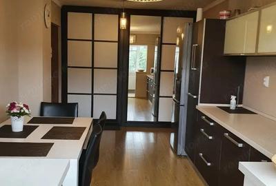 Apartament cu 3 camere în Cișmigiu