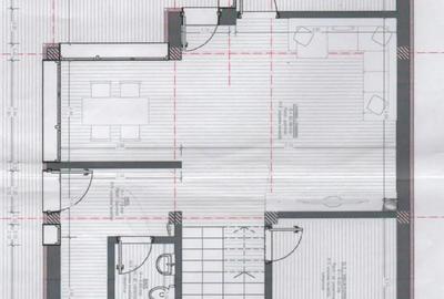 Casă cu 5 camere cu Teren 457 Mp în Central - 1