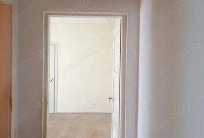 Apartament cu 2 camere semidecomandat în Central - 1